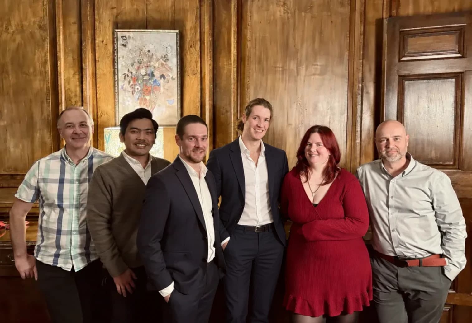 Stratas team together